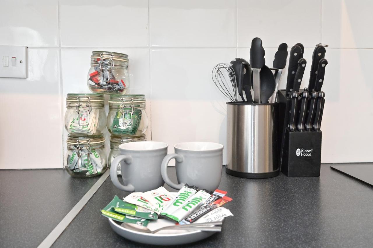 Carnaby & Oxford Street - Central Soho - One Bedroom - Double Bed & Sofabed Londyn Zewnętrze zdjęcie