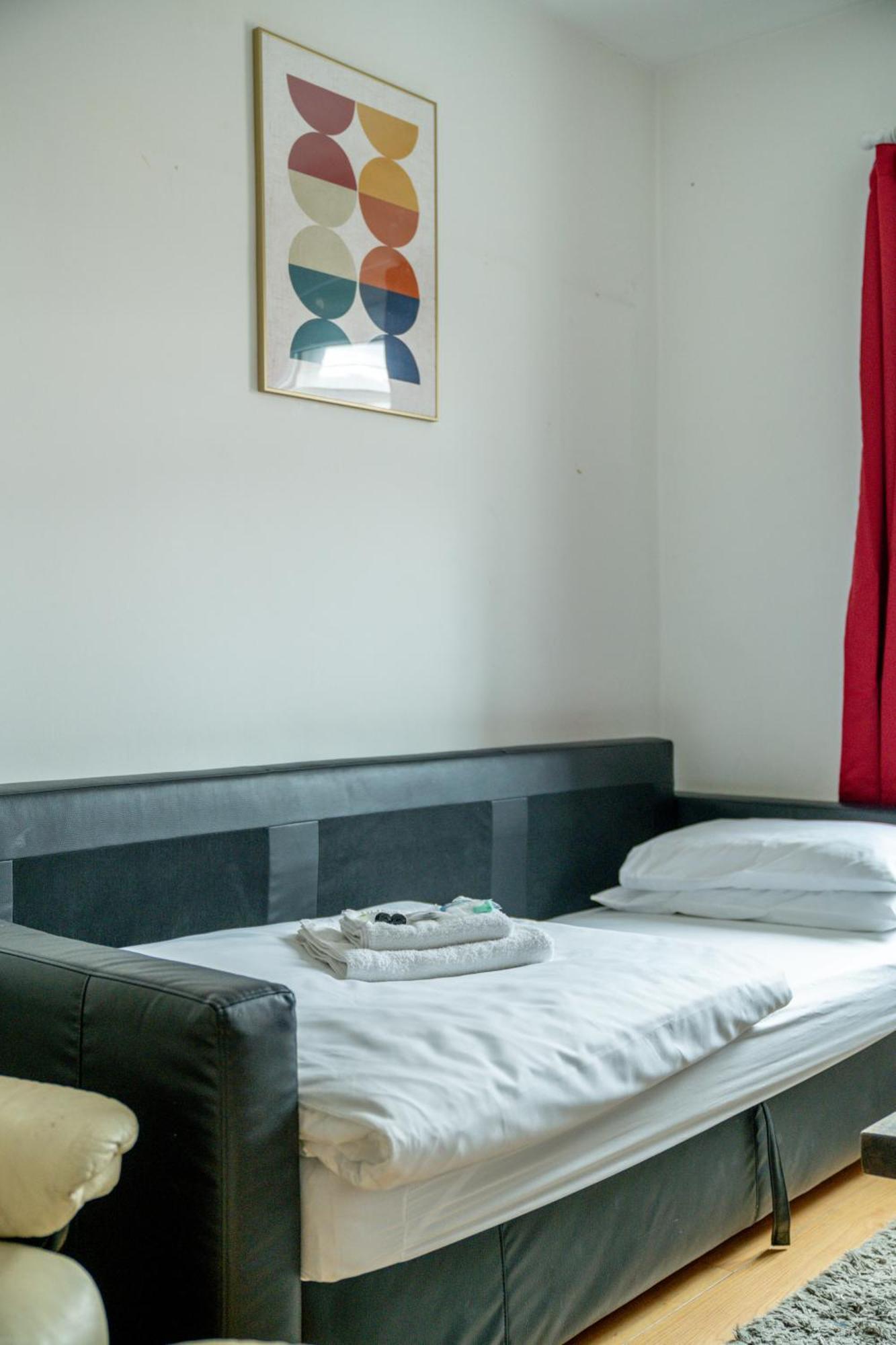 Carnaby & Oxford Street - Central Soho - One Bedroom - Double Bed & Sofabed Londyn Zewnętrze zdjęcie