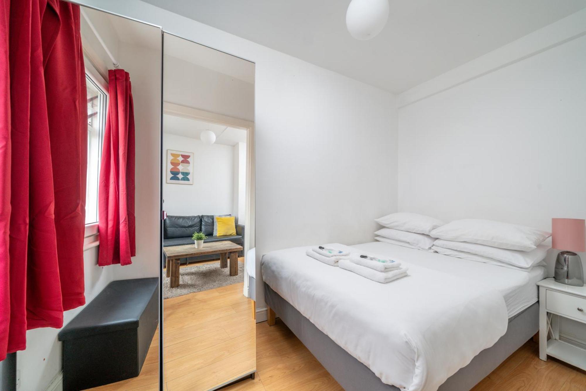 Carnaby & Oxford Street - Central Soho - One Bedroom - Double Bed & Sofabed Londyn Zewnętrze zdjęcie