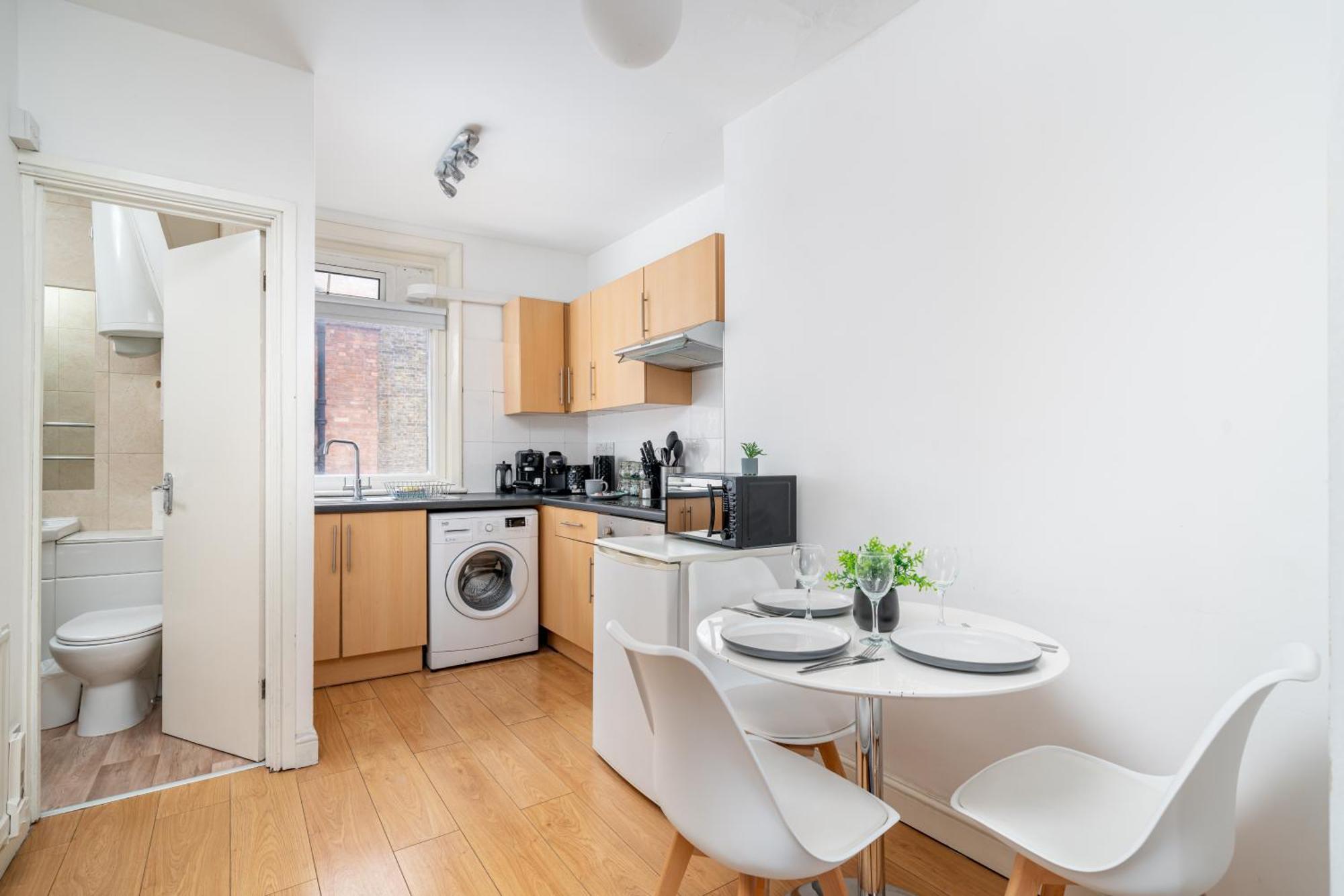 Carnaby & Oxford Street - Central Soho - One Bedroom - Double Bed & Sofabed Londyn Zewnętrze zdjęcie